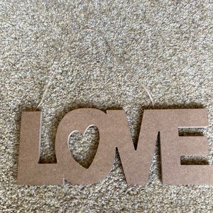 Love wood hanging sign